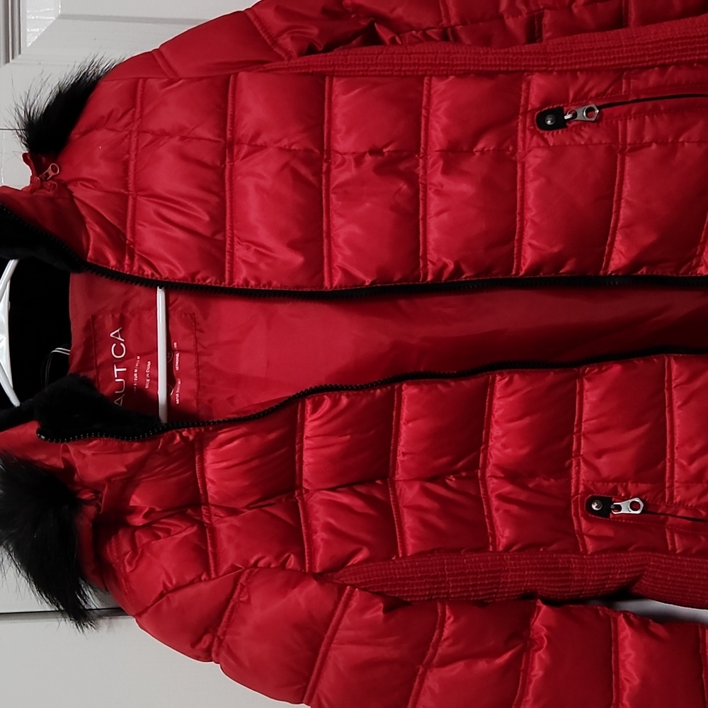 Coat - Picture 5 of 9